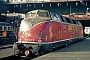 MaK 2000022 - DB "220 022-8"
__.__.1978 - Hamburg, Hauptbahnhof
Wolfgang  Nolte